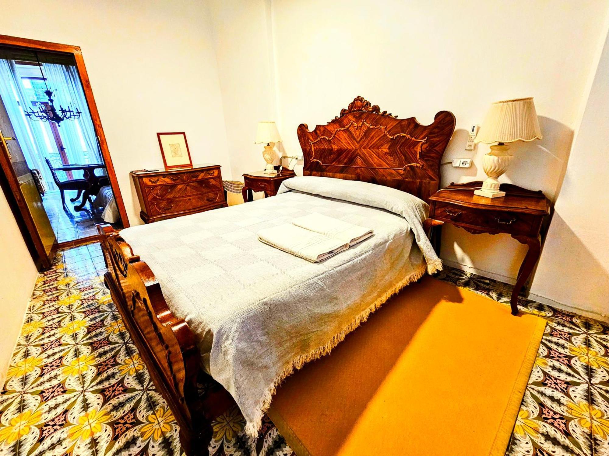 La Traviata - Bunol Aparthotel Bilik gambar